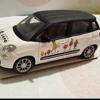 Fiat 500 L 1:43