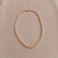 Corallo vintage collana bianco rosato