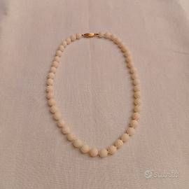 Corallo vintage collana bianco rosato
