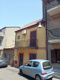 Casa in Amaroni(Catanzaro)via Verdi 32