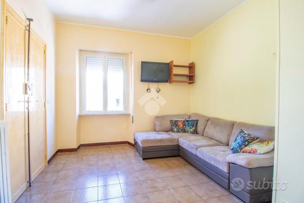 MONOLOCALE A RIETI