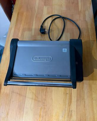 Piastra elettrica delonghi