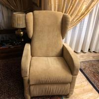 Poltrona reclinabile elettrica a 2 motori