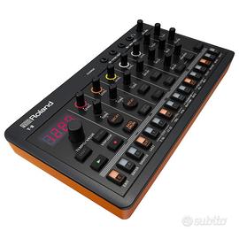 ROLAND AIRA T-8 BEAT MACHINE NUOVO