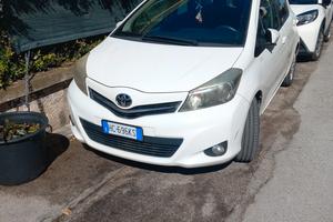 Toyota yaris 1000 unica proprietaria