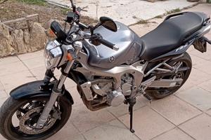 Fz 600
