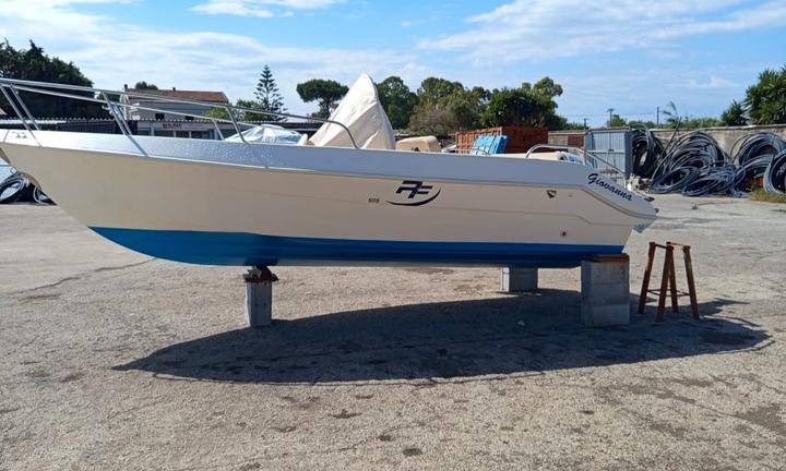 Barca open con motore 40cv