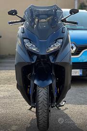 T-Max 560