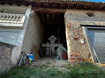 RUSTICO A CAERANO DI SAN MARCO