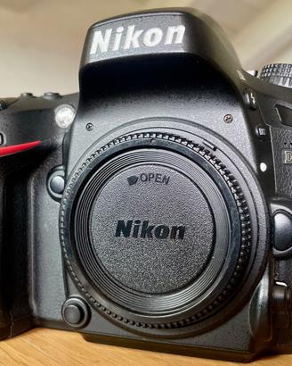 Nikon D610 FX - 19700 scatti - Full Frame