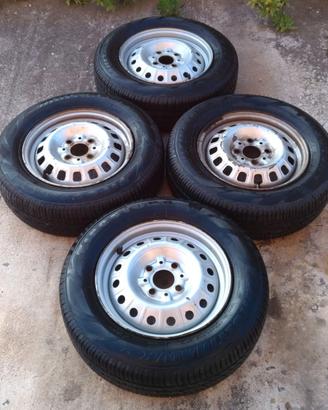 Cerchi e gomme Firestone Multihawk 2 165/70 R13