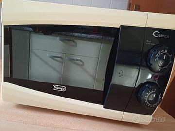 microonde + grill De Longhi MW200 (non scalda)
