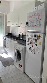 Cucina completa frigo + lavatrice