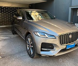 F-Pace mild hibrid N.1 autocarro 2.0 AWD 163cv.