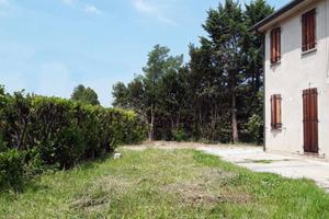 Villa di 140 m² con più di 5 locali e box auto a P