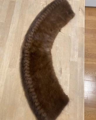 Collo visone 65(est)x42(int)x14 largh con 5 asole