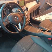 Mercedes GLA 200 sport 87.000km