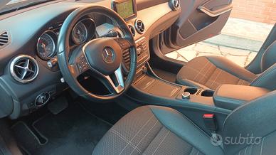 Mercedes GLA 200 sport 87.000km