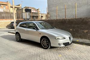 Alfa Romeo 147 - 1.9 JTD - 150 CV
