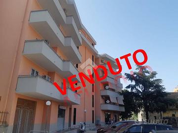 3 LOCALI A NOCERA INFERIORE