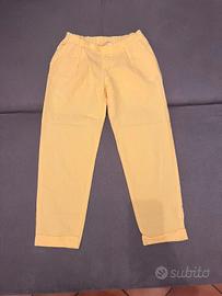 pantaloni gialli