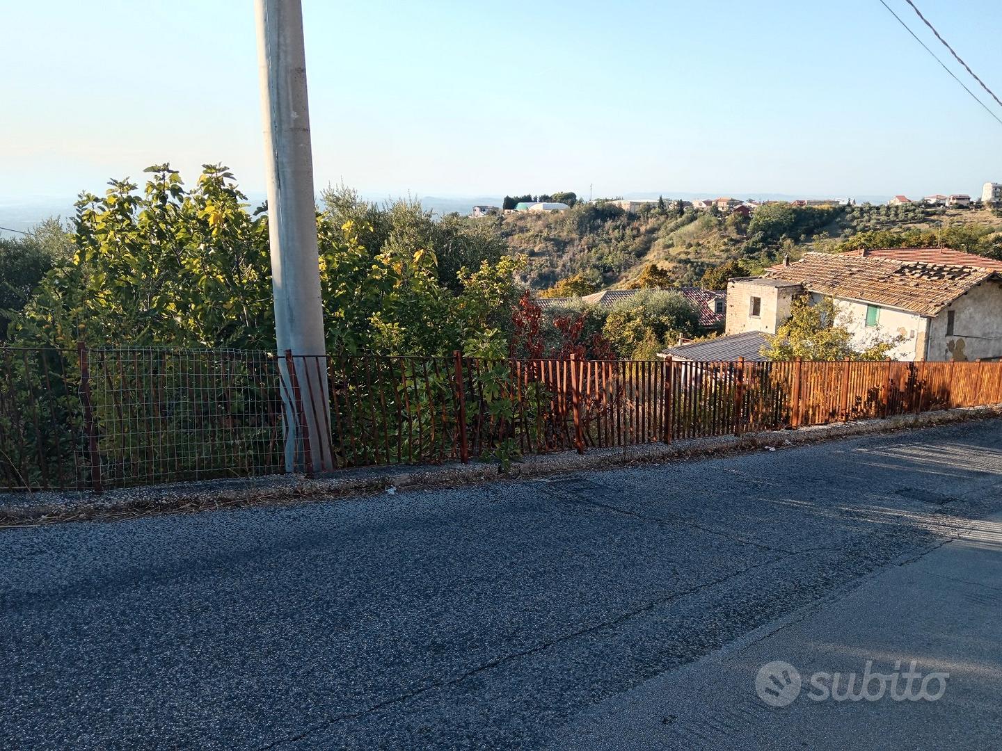 terreno con rudere e 2 magazzini - Vista 4