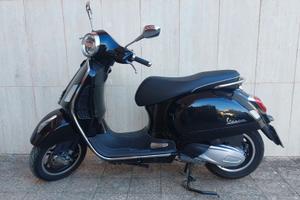 Vespa gts 300 super hpe 2023