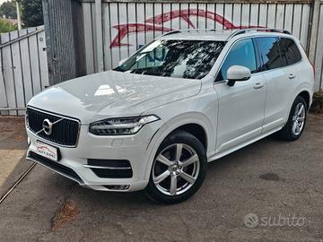 Volvo XC 90 XC90 D5 AWD Geartronic 7 posti Momentu
