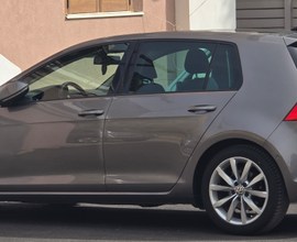 VOLKSWAGEN Golf 5ª serie
