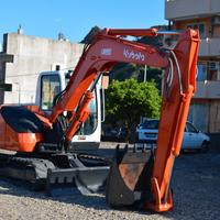 ESCAVATORE KUBOTA KX080-3a