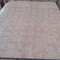 copriletto uncinetto fatto a mano