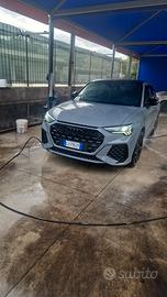 Audi Rsq3