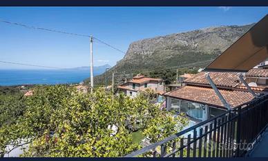 2 camere vista mare e monti