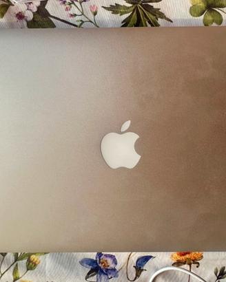 MacBook Pro 13" Retina (Mid 2014) - 8 GB RAM / i5