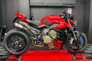 Ducati Streetfighter V4 2024