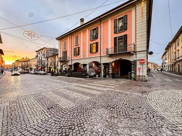 NEGOZIO A CASALPUSTERLENGO