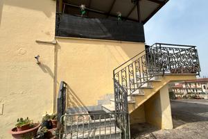 Villa indipendente con terreno agricolo