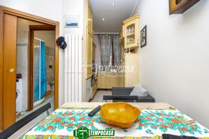 3 LOCALI SU UN PIANO, SENZA SPESE DI CONDOMINIO !