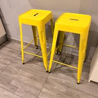 Coppia di sgabelli in ferro