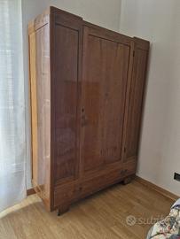 Armadio in legno