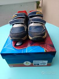 scarpe spiderman con luci n.27