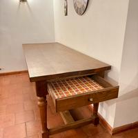 Tavolo in legno