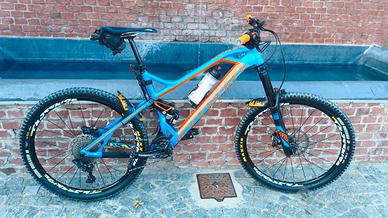 Mtb full Mondraker Dune  biammortizzata 