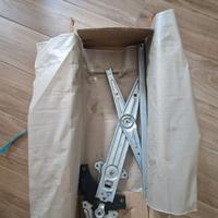 Alzacristallo Nissan Micra K13AA01 cod. 807211HB0A