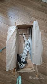 Alzacristallo Nissan Micra K13AA01 cod. 807211HB0A