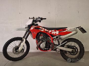 SWM RS 125 R