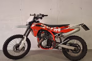 SWM RS 125 R