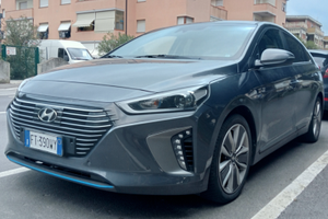 Ionic 1.6cc hybrid style 140cv