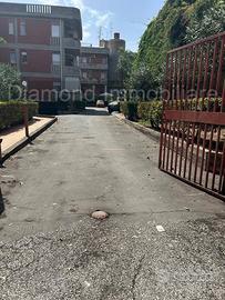 Appartamento con garage ad Aci Catena