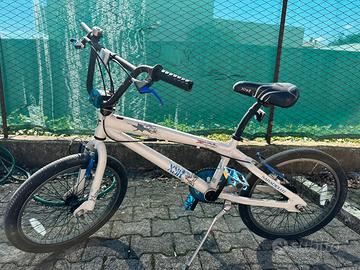 BMX Freestyle XINX – Telaio Acciaio – Ruote 20
